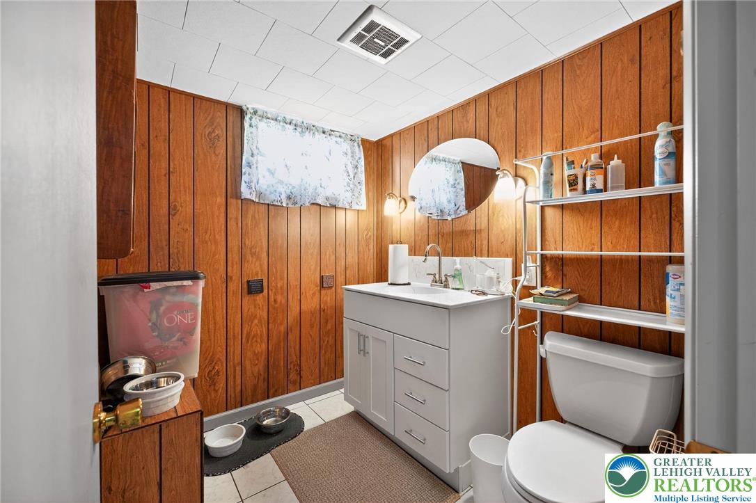 North Whitehall Twp, Pennsylvania 18069, United States, 3 Bedrooms Bedrooms, ,2 BathroomsBathrooms,Residential,Active,229432