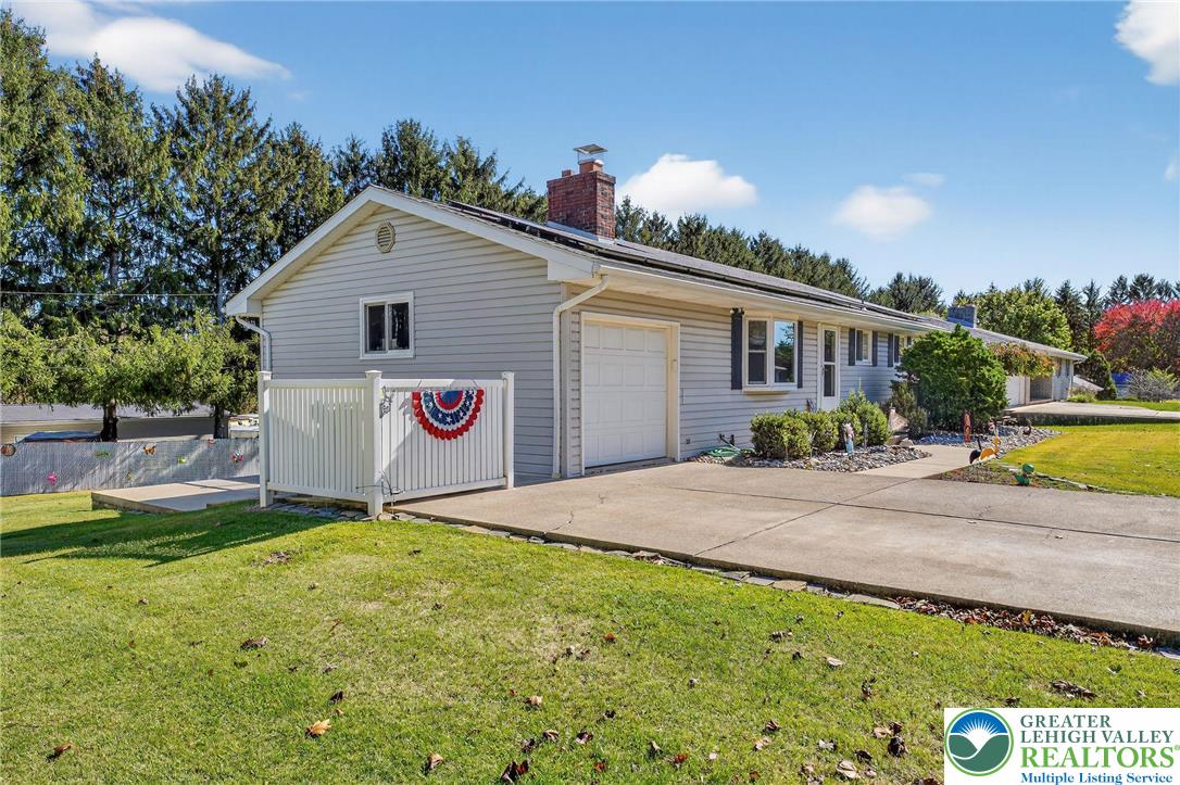 North Whitehall Twp, Pennsylvania 18069, United States, 3 Bedrooms Bedrooms, ,2 BathroomsBathrooms,Residential,Active,229432