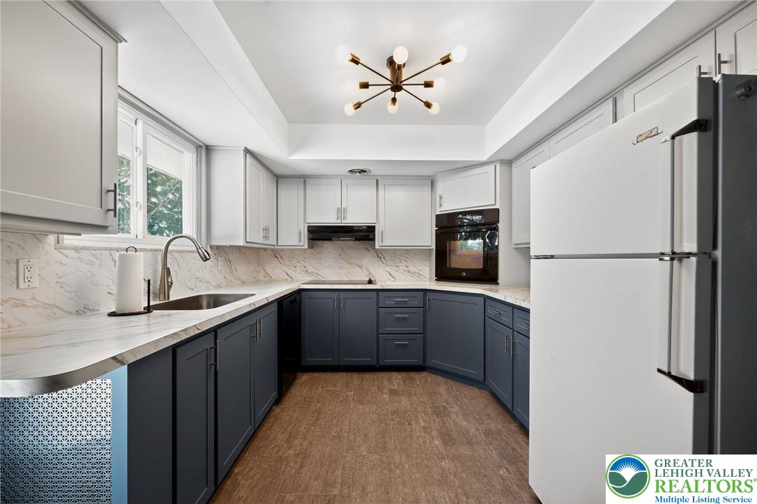 North Whitehall Twp, Pennsylvania 18069, United States, 3 Bedrooms Bedrooms, ,2 BathroomsBathrooms,Residential,Active,229432