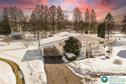 107 Stonecrest Drive Moosic PA 18507
