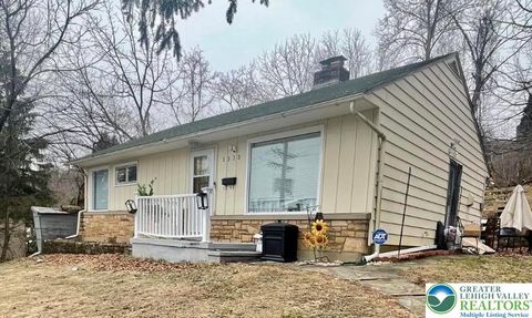 Homes For Sale - 1113 Lafayette Street<br/> Easton, PA 18042