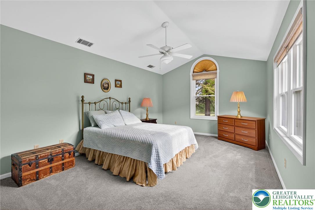 Lower Macungie Twp, Pennsylvania 18062, United States, 2 Bedrooms Bedrooms, ,2 BathroomsBathrooms,Residential,Pending,253219