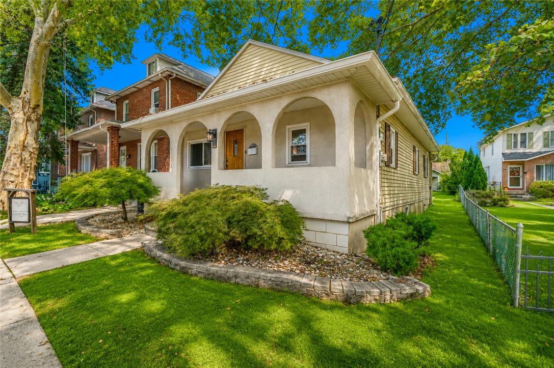 904 Weston Place