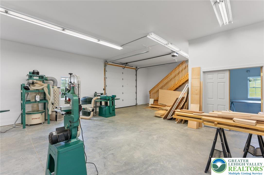 Pennsylvania 19539, United States, 4 Bedrooms Bedrooms, ,3 BathroomsBathrooms,Residential,Pending,156658