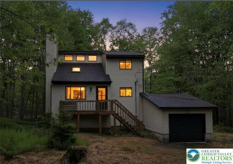 Photo of 19 Livingston Lane, Clifton Twp, PA 18424 (MLS # 778929)