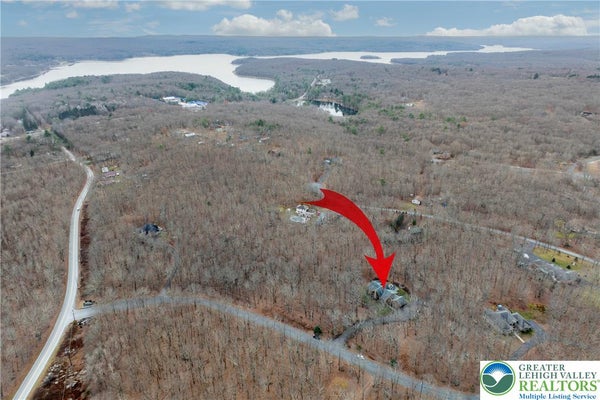 1212 ACACIA DR, HAWLEY, PA 18428 - Image 9164d385b4f78d600c4cbecdccf9dc49/246012106