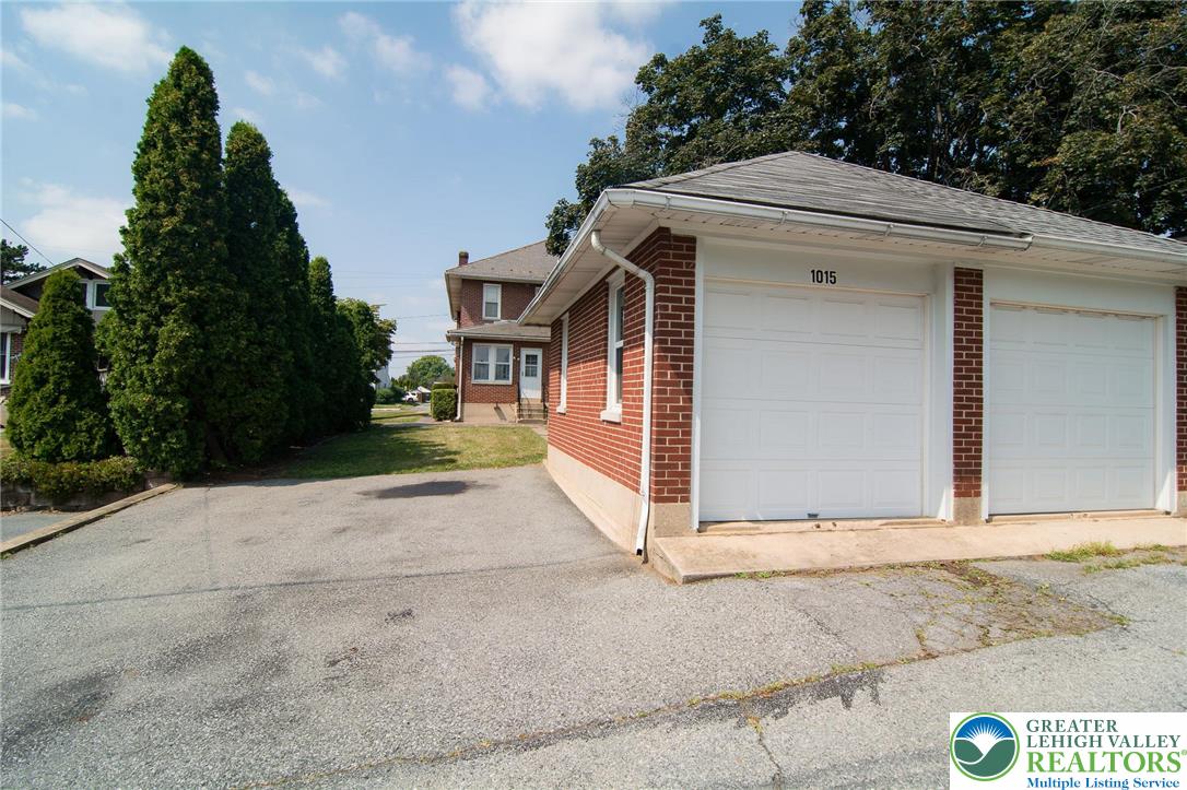 Whitehall Twp, Pennsylvania 18052, United States, 3 Bedrooms Bedrooms, ,2 BathroomsBathrooms,Residential,Pending,199720