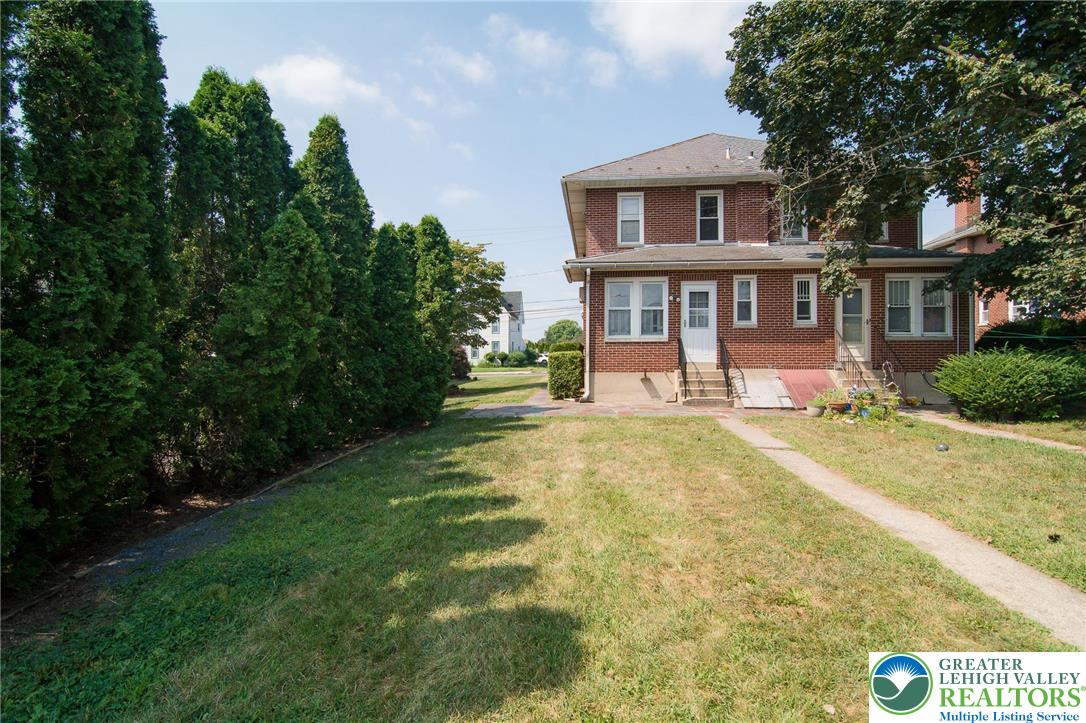 Whitehall Twp, Pennsylvania 18052, United States, 3 Bedrooms Bedrooms, ,2 BathroomsBathrooms,Residential,Pending,199720