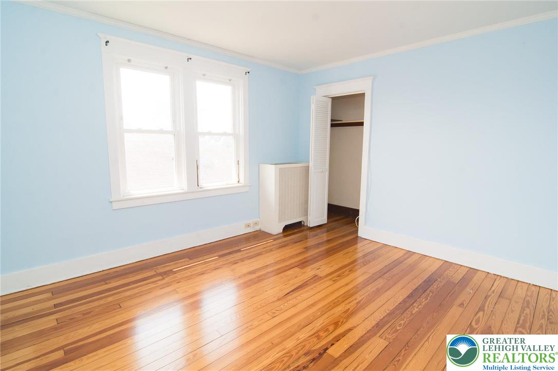 Whitehall Twp, Pennsylvania 18052, United States, 3 Bedrooms Bedrooms, ,2 BathroomsBathrooms,Residential,Pending,199720