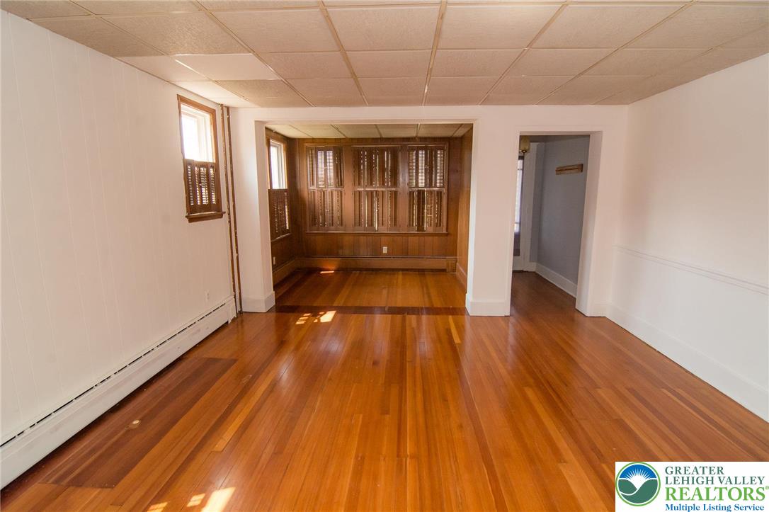 Whitehall Twp, Pennsylvania 18052, United States, 3 Bedrooms Bedrooms, ,2 BathroomsBathrooms,Residential,Pending,199720