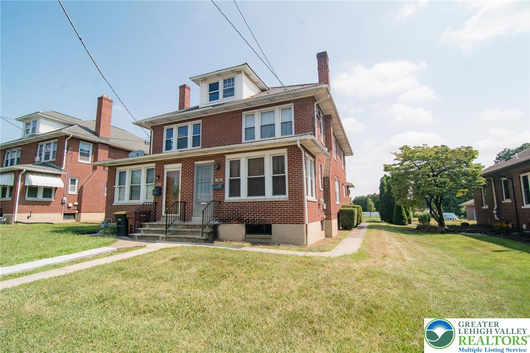 Whitehall Twp, Pennsylvania 18052, United States, 3 Bedrooms Bedrooms, ,2 BathroomsBathrooms,Residential,Pending,199720