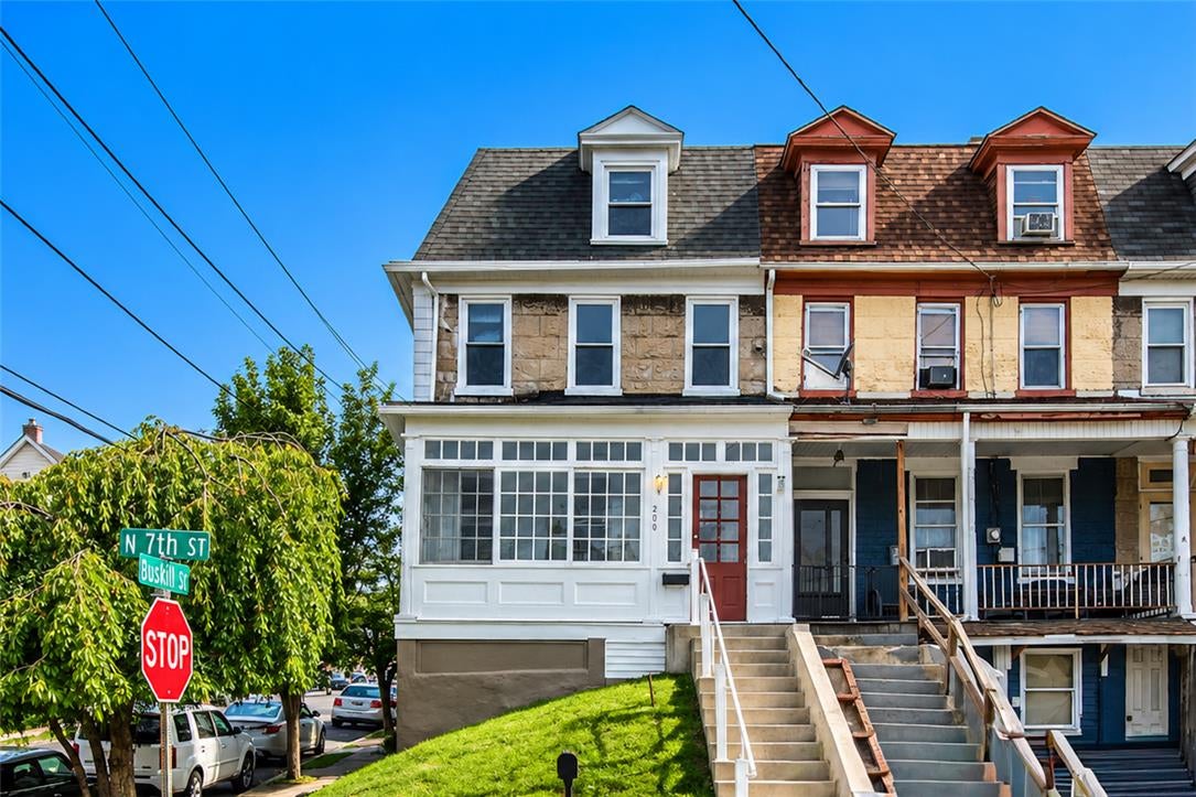 200 N 7th Street