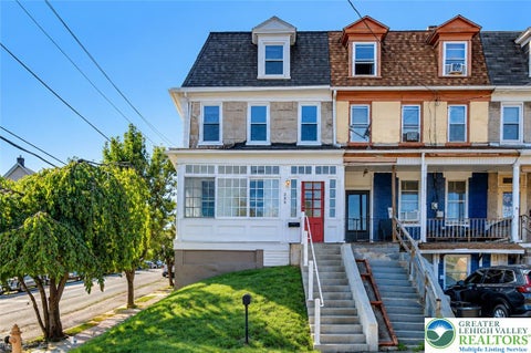 Townhouse For Sale - 200 N 7th Street<br/> Northampton County, Easton, PA 18042