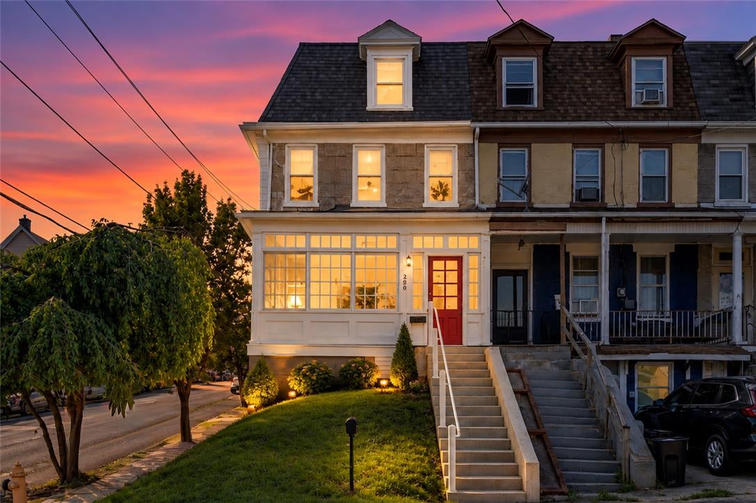 200 N 7th Street