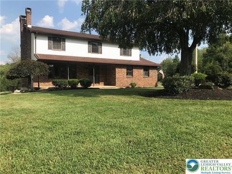 Photo of 1410 Quarry Drive, Bethlehem, PA 18020 (MLS # 772417)