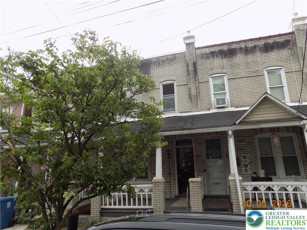 47 W Goepp Street