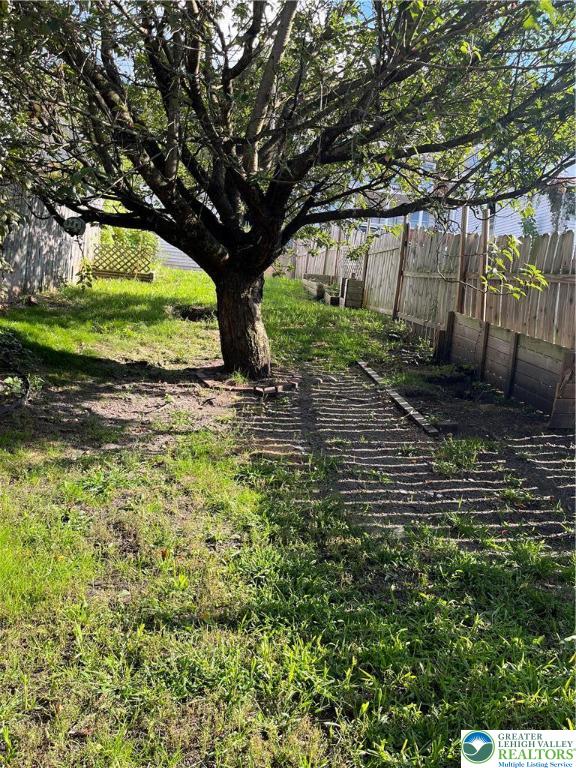 Lansford Boro, Pennsylvania 18232, United States, 4 Bedrooms Bedrooms, ,3 BathroomsBathrooms,Residential,Active,203726