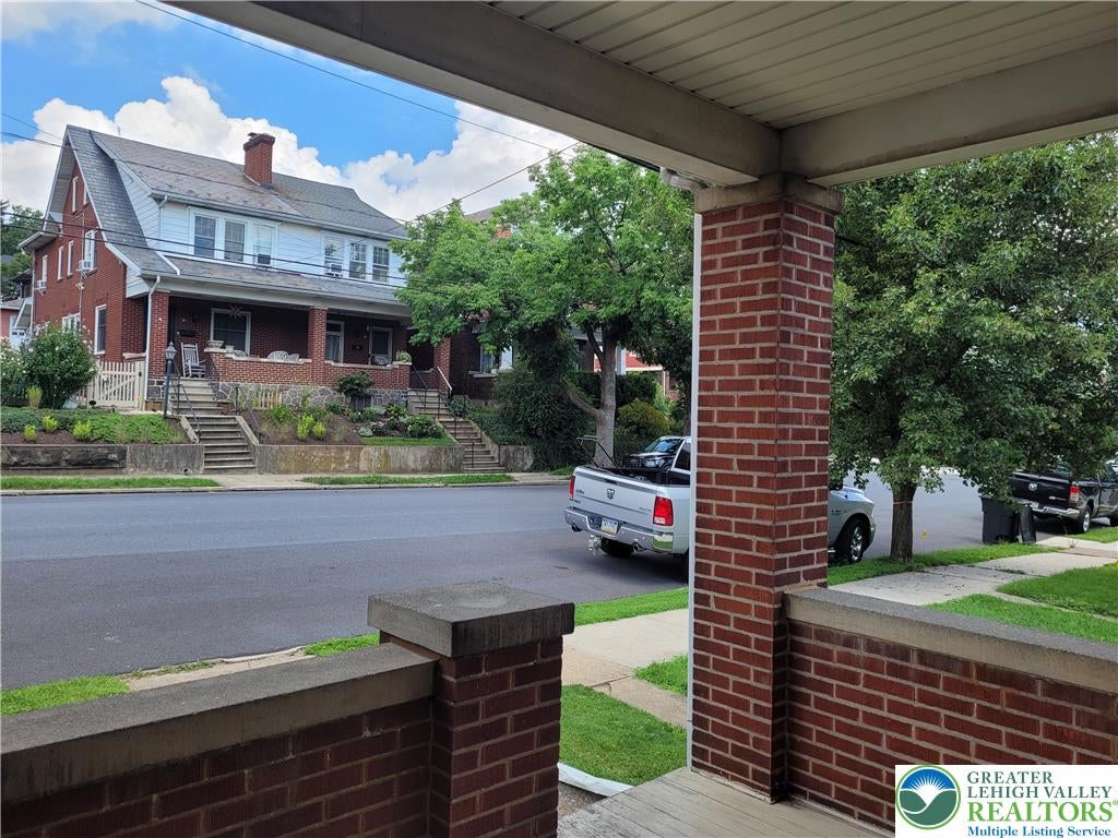 73 W Greenwich Street