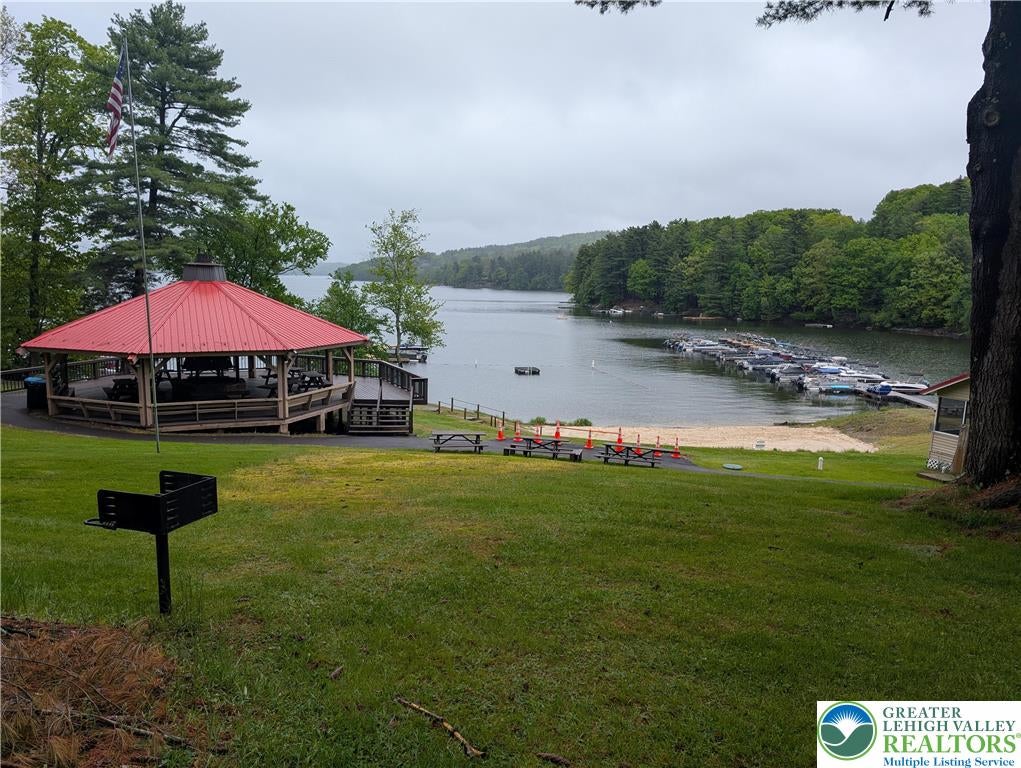 763764 Mount Snow Circle