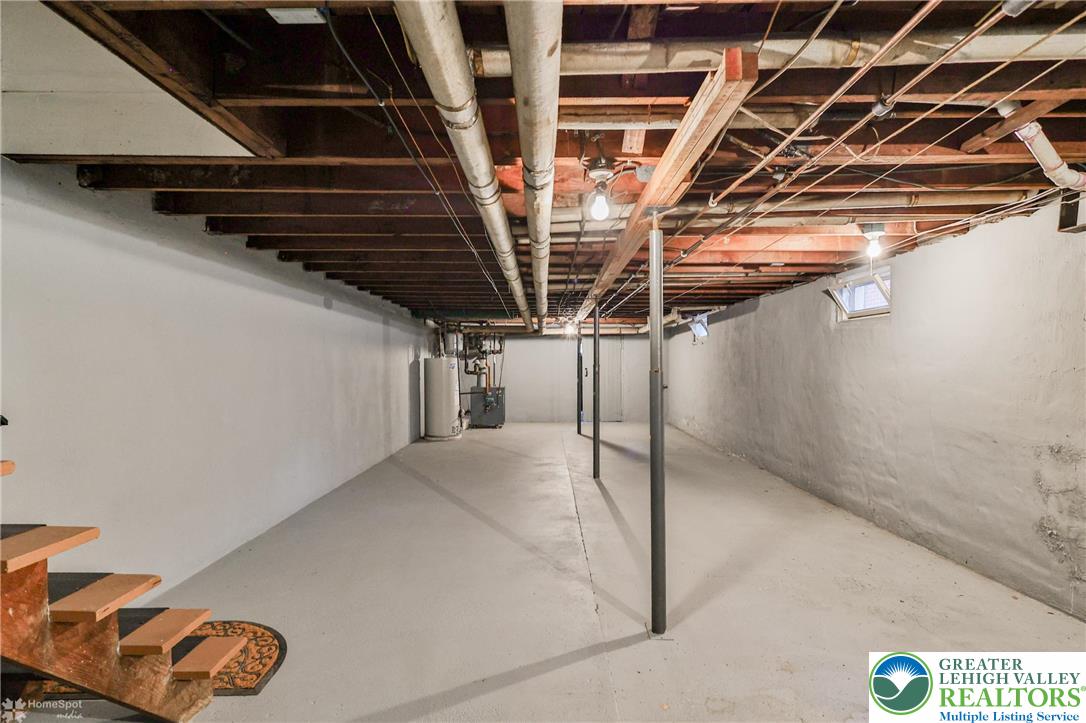 Wilson Boro, Pennsylvania 18042, United States, 3 Bedrooms Bedrooms, ,1 BathroomBathrooms,Residential,Pending,201942