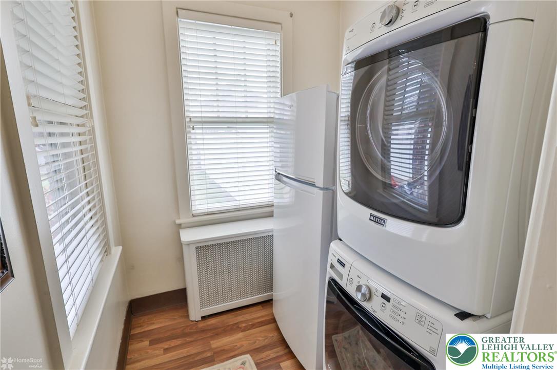 Wilson Boro, Pennsylvania 18042, United States, 3 Bedrooms Bedrooms, ,1 BathroomBathrooms,Residential,Pending,201942