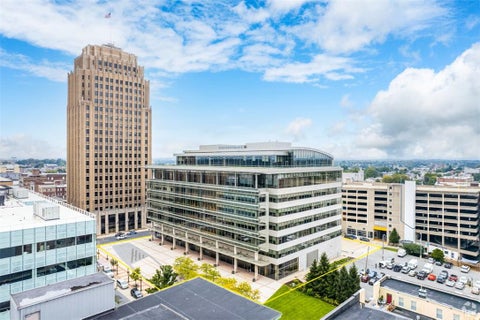 Photo for 835 W Hamilton Street 814