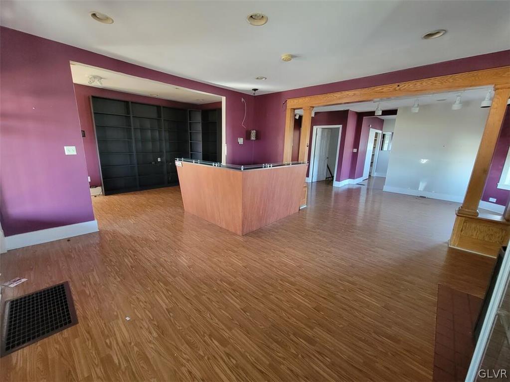 4003 William Penn Highway