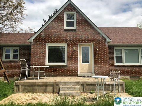 Photo of 1931 Meadows Road, Lower Saucon Twp, PA 18015 (MLS # 768705)