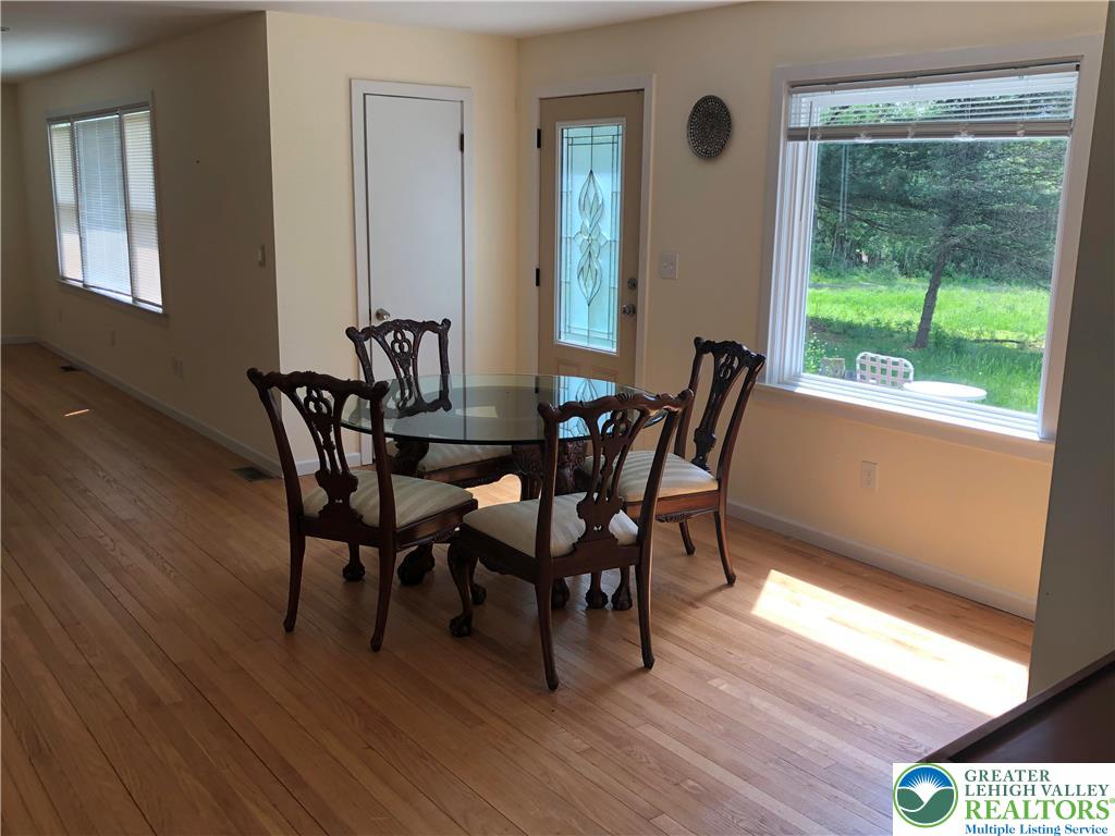 Lower Saucon Twp, Pennsylvania, 18015, United States, 2 Bedrooms Bedrooms, ,1 BathroomBathrooms,Residential,Active,2000201