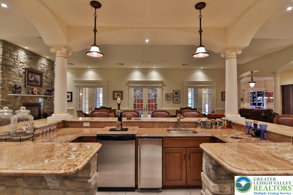 Upper Saucon Twp, Pennsylvania, 18034, United States, 6 Bedrooms Bedrooms, ,12 BathroomsBathrooms,Residential,Active,1885031