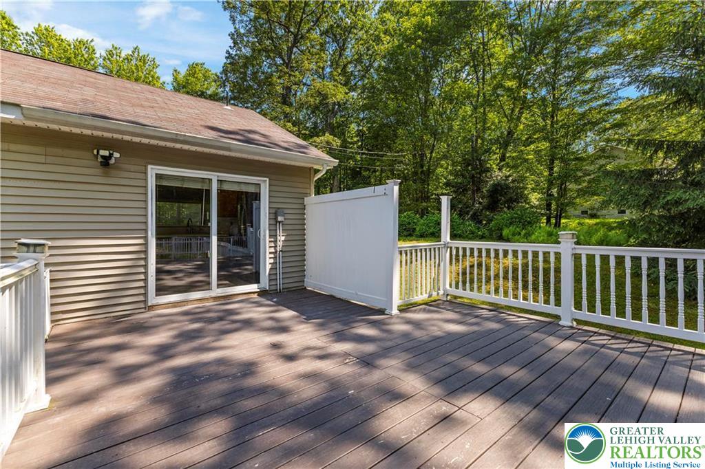 Penn Forest Twp, Pennsylvania 18229, United States, 2 Bedrooms Bedrooms, ,2 BathroomsBathrooms,Residential,Active,205159