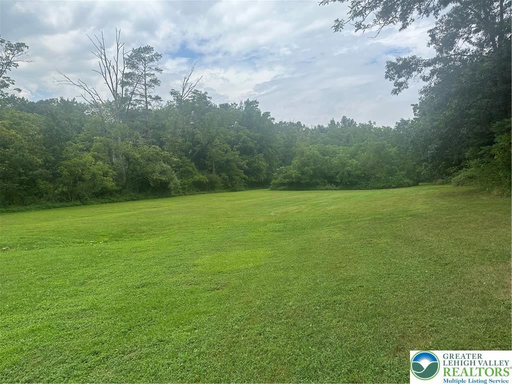 North Whitehall Twp, Pennsylvania 18078, United States, 3 Bedrooms Bedrooms, ,1 BathroomBathrooms,Residential,Active,167861