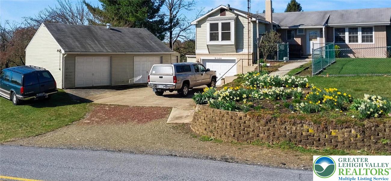 North Whitehall Twp, Pennsylvania 18078, United States, 3 Bedrooms Bedrooms, ,1 BathroomBathrooms,Residential,Active,167861