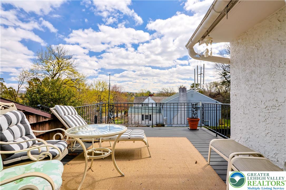 Allentown City, Pennsylvania 18104, United States, 5 Bedrooms Bedrooms, ,4 BathroomsBathrooms,Residential,Active,154280