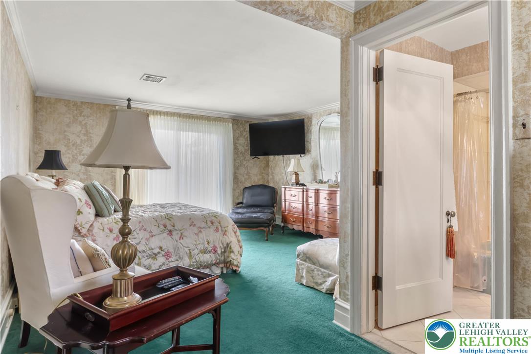 Allentown City, Pennsylvania 18104, United States, 5 Bedrooms Bedrooms, ,4 BathroomsBathrooms,Residential,Active,154280