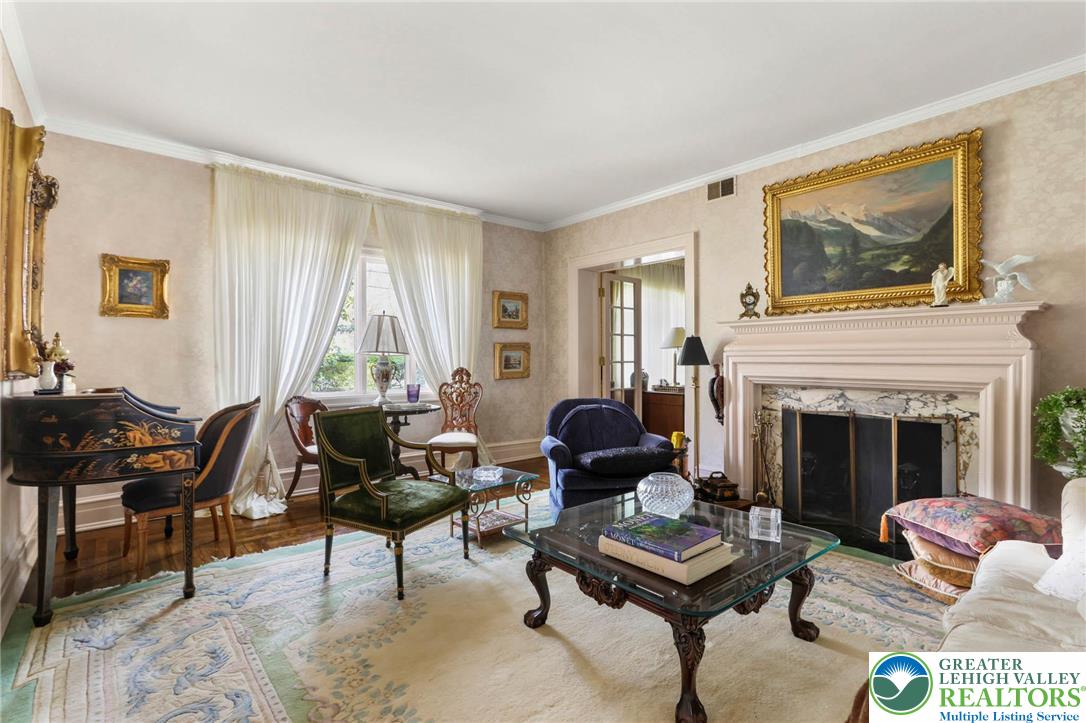 Allentown City, Pennsylvania 18104, United States, 5 Bedrooms Bedrooms, ,4 BathroomsBathrooms,Residential,Active,154280