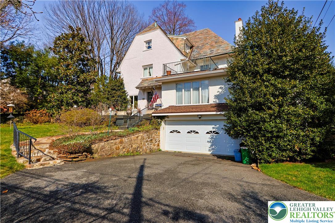 Allentown City, Pennsylvania 18104, United States, 5 Bedrooms Bedrooms, ,4 BathroomsBathrooms,Residential,Active,154280