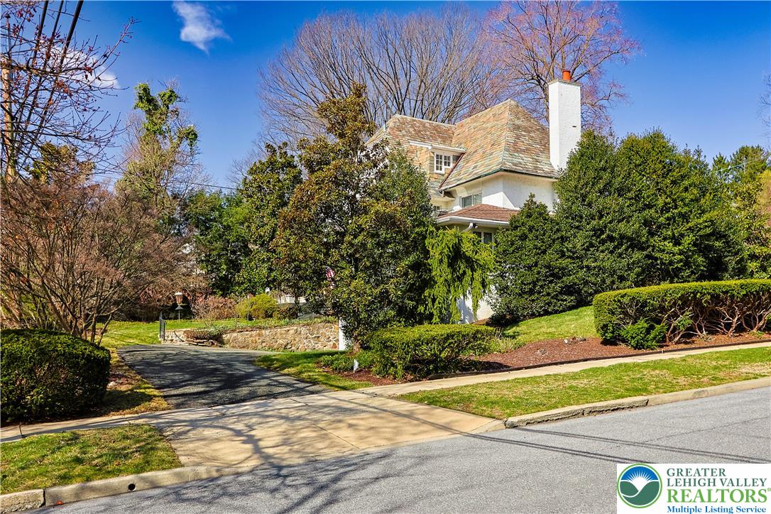 Allentown City, Pennsylvania 18104, United States, 5 Bedrooms Bedrooms, ,4 BathroomsBathrooms,Residential,Active,154280