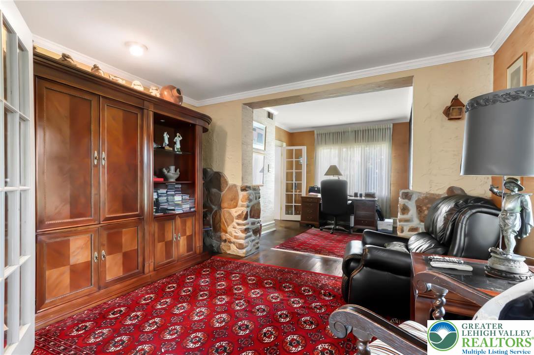 Allentown City, Pennsylvania 18104, United States, 5 Bedrooms Bedrooms, ,4 BathroomsBathrooms,Residential,Active,154280