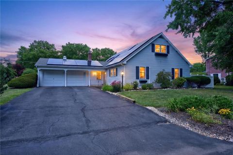 Photo of 1319 Warba Drive, Macungie, PA 18104 (MLS # 779697)