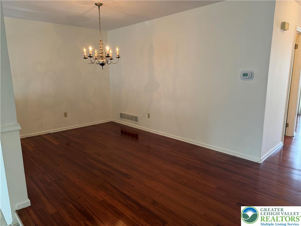 1004 Briarwood Drive