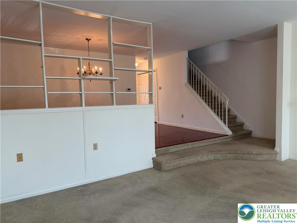 1004 Briarwood Drive