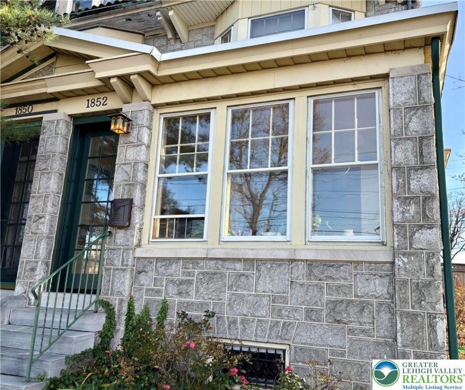 Allentown City, Pennsylvania 18104, United States, 4 Bedrooms Bedrooms, ,3 BathroomsBathrooms,Residential,Active,249519