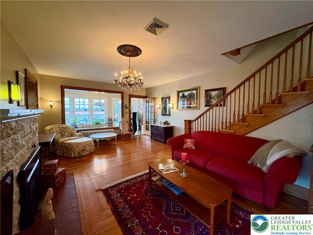 Allentown City, Pennsylvania 18104, United States, 4 Bedrooms Bedrooms, ,3 BathroomsBathrooms,Residential,Active,249519