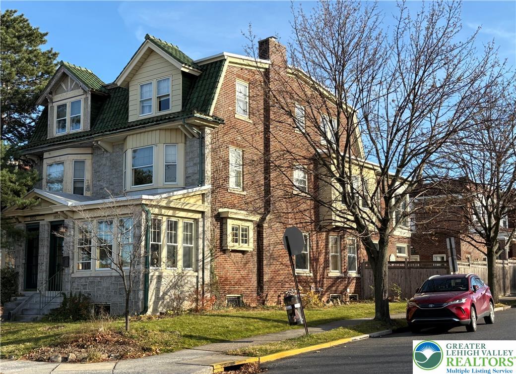 Allentown City, Pennsylvania 18104, United States, 4 Bedrooms Bedrooms, ,3 BathroomsBathrooms,Residential,Active,249519