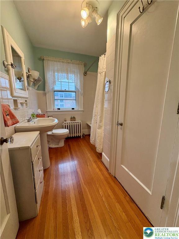 Allentown City, Pennsylvania 18104, United States, 4 Bedrooms Bedrooms, ,3 BathroomsBathrooms,Residential,Active,249519