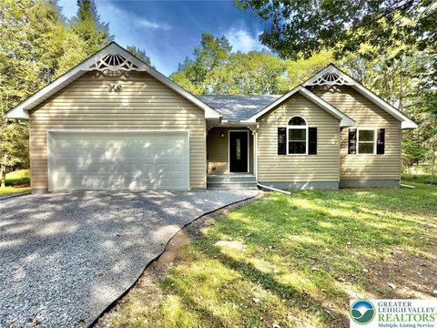 Photo of 130 Piney Woods Drive, Penn Forest Twp, PA 18229 (MLS # 762893) Photo of 130 Piney Woods Drive, Penn Forest Twp, PA 18229 (MLS # 762893)