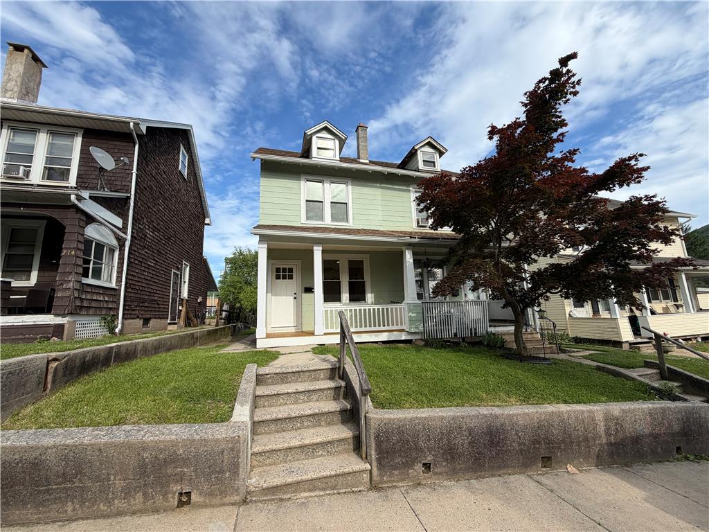 712 Church Street