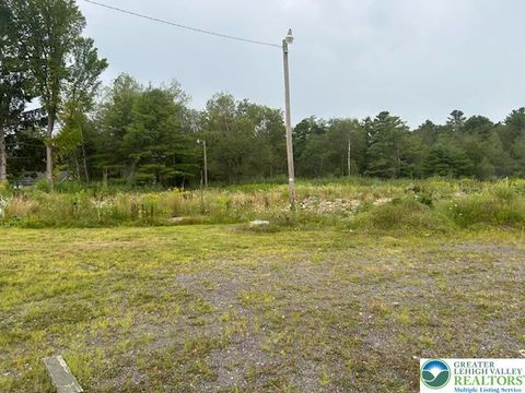 Photo of 463 Old Route 940, Tobyhanna Twp, PA 18350 (MLS # 765796) Photo of 463 Old Route 940, Tobyhanna Twp, PA 18350 (MLS # 765796)