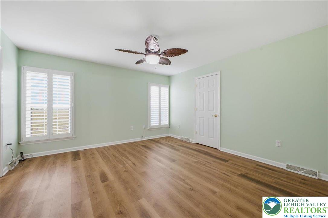 Forks Twp, Pennsylvania 18040, United States, 2 Bedrooms Bedrooms, ,2 BathroomsBathrooms,Residential,Active,248826